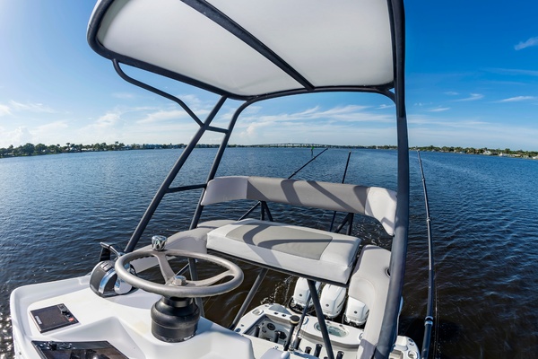 39ft Yellowfin Yacht For Sale