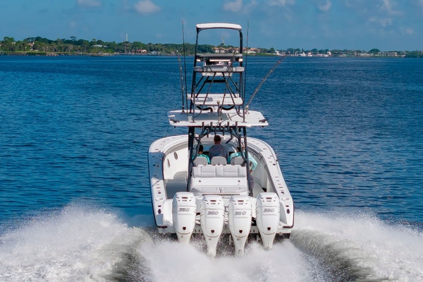 39ft Yellowfin Yacht For Sale