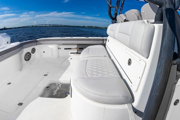 39ft Yellowfin Yacht For Sale