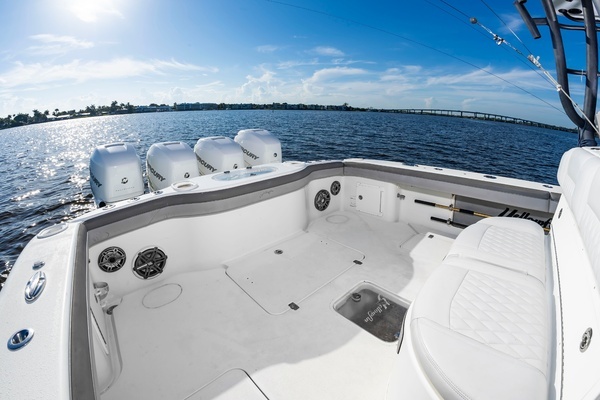 Yellowfin 39 Yacht For Sale