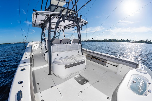 39ft Yellowfin Yacht For Sale