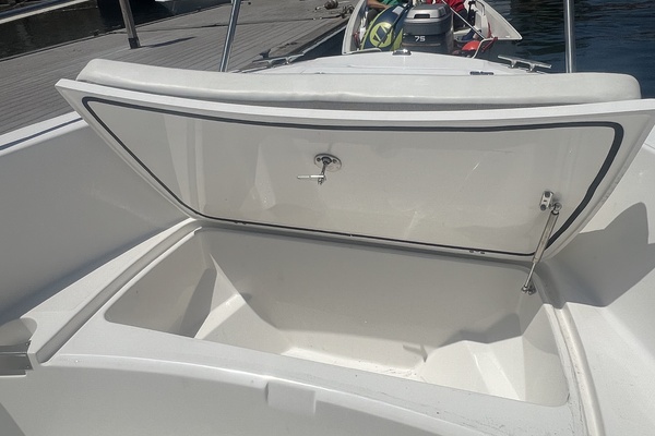 18ft Edgewater Yacht For Sale