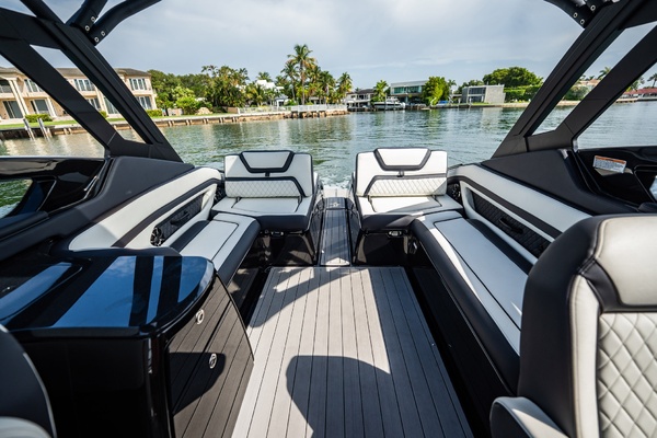 27ft Yamaha Boats Yacht For Sale