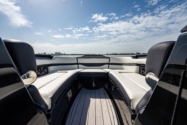 27ft Yamaha Boats Yacht For Sale