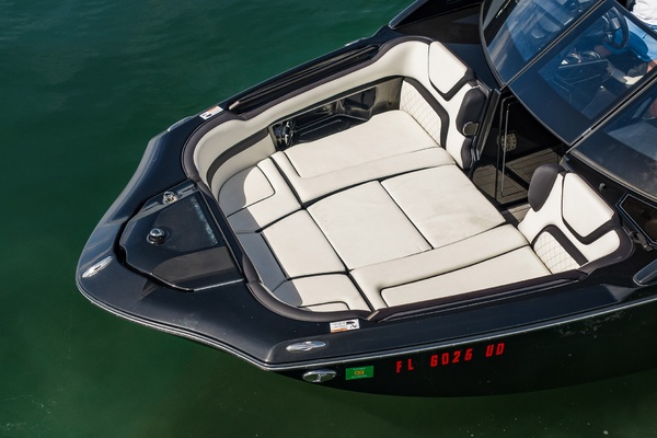 27ft Yamaha Boats Yacht For Sale