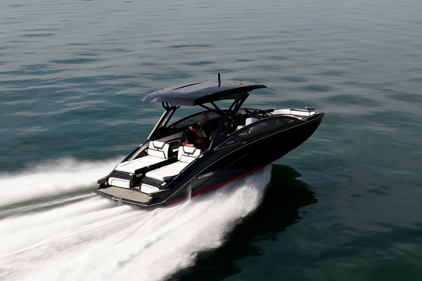 27ft Yamaha Boats Yacht For Sale
