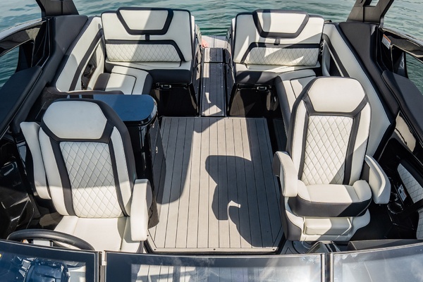 27ft Yamaha Boats Yacht For Sale