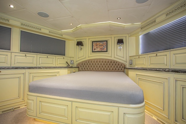 2014 Fifth Ocean Yachts 79