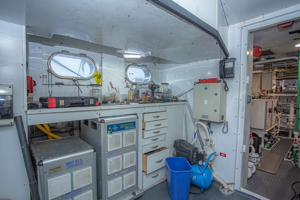 Destiny 79ft Fifth Ocean Yachts Yacht For Sale