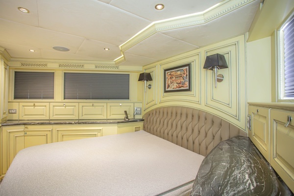 2014 Fifth Ocean Yachts 79