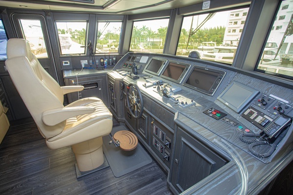 2014 Fifth Ocean Yachts 79