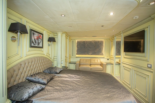 2014 Fifth Ocean Yachts 79