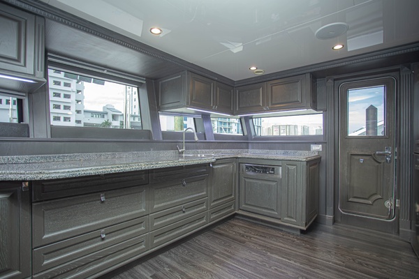 Destiny 79ft Fifth Ocean Yachts Yacht For Sale