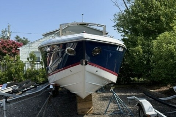 27ft Cobalt Yacht For Sale
