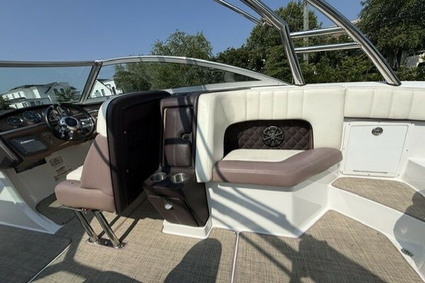 27ft Cobalt Yacht For Sale
