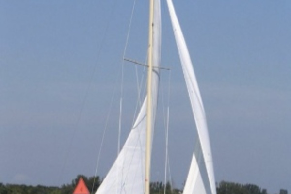 26ft Herreshoff Yacht For Sale