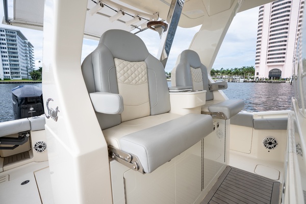 42ft Scout Yacht For Sale