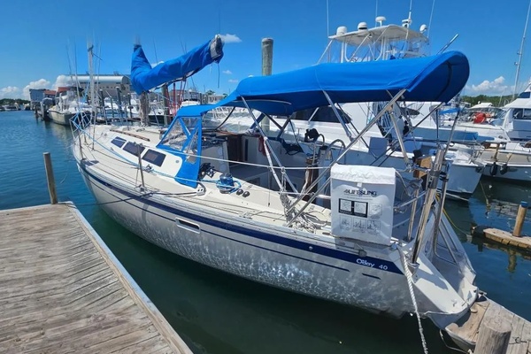 40ft O Day Yacht For Sale