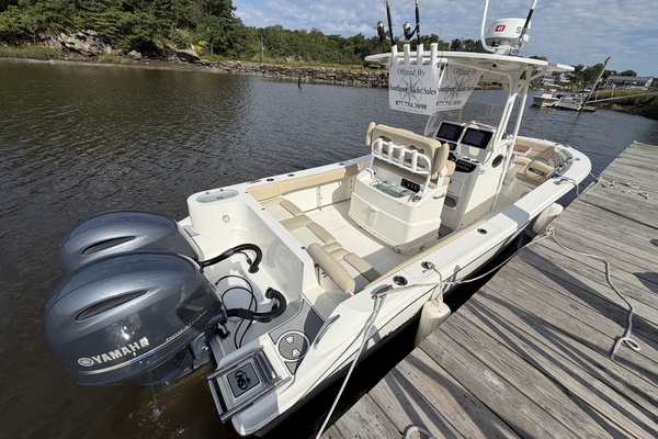 26ft NauticStar Yacht For Sale