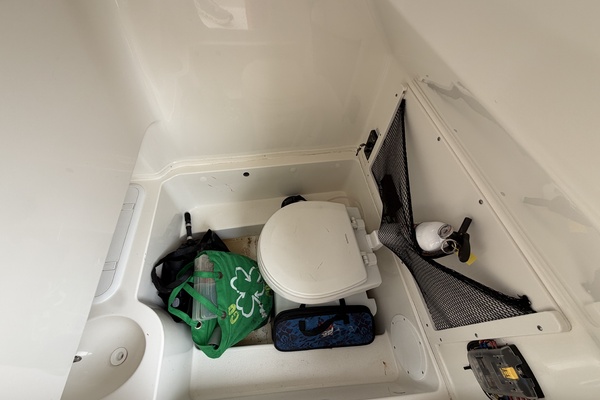 26ft NauticStar Yacht For Sale