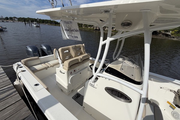 26ft NauticStar Yacht For Sale
