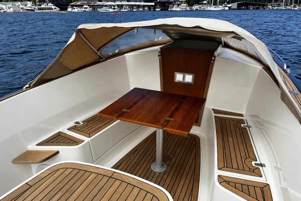 LA FENICE 28ft AdmiralsTender Yacht For Sale