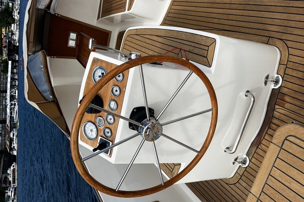LA FENICE 28ft AdmiralsTender Yacht For Sale