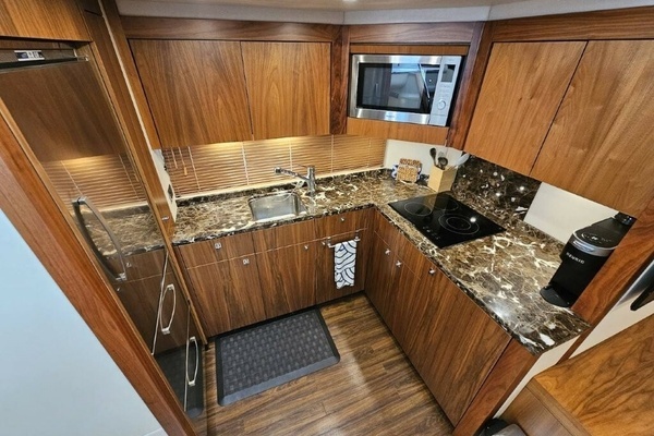 2014 Sunseeker 60