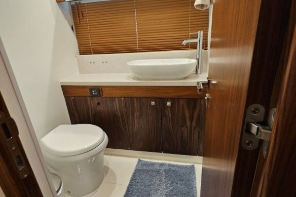 2014 Sunseeker 60