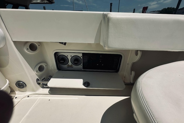 Fiasco 29ft Sea Ray Yacht For Sale