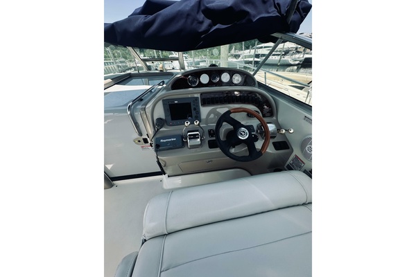 Fiasco 29ft Sea Ray Yacht For Sale