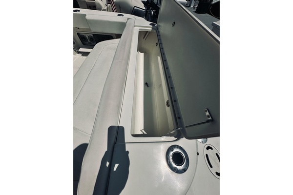 Fiasco 29ft Sea Ray Yacht For Sale