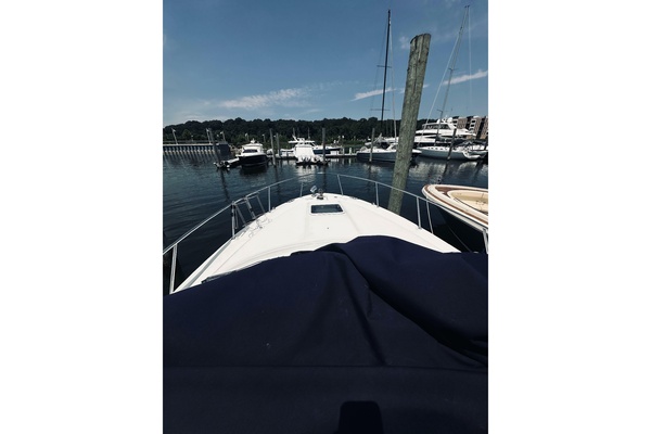 Fiasco 29ft Sea Ray Yacht For Sale