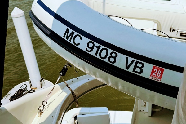 1999 Carver 45