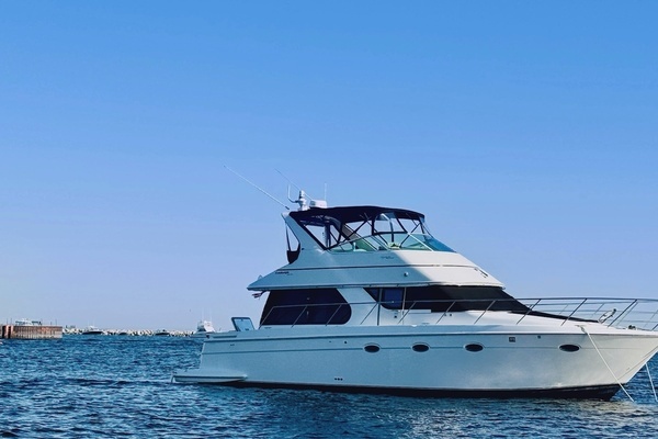 1999 Carver 45