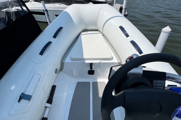 1999 Carver 45