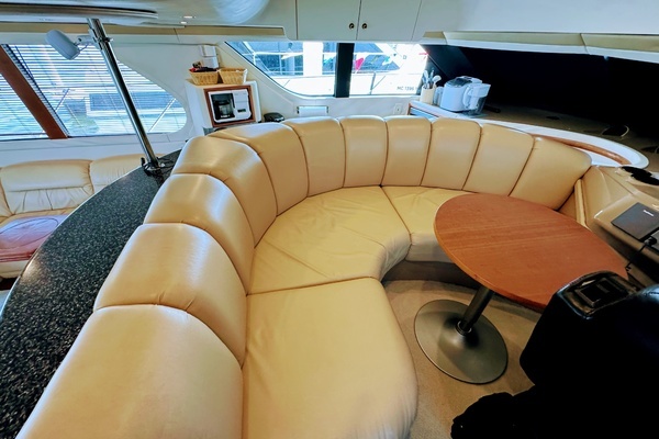 1999 Carver 45