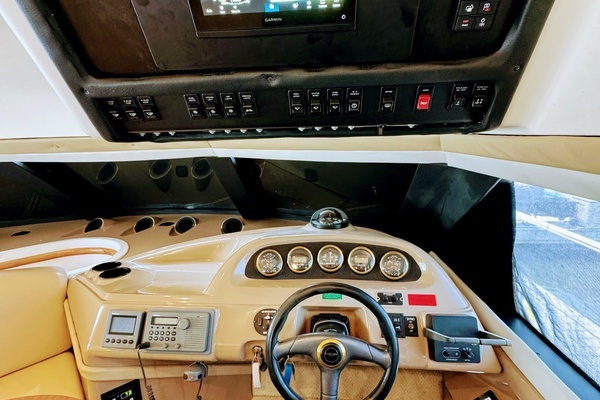 1999 Carver 45