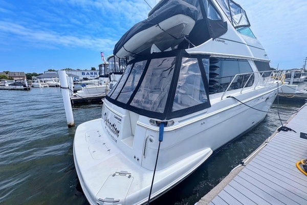 1999 Carver 45