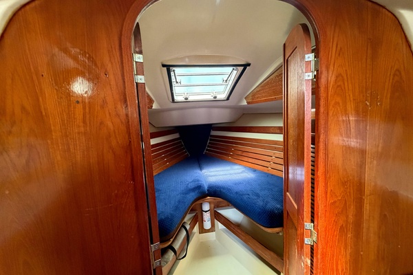 Tapatio 33ft Pearson Yacht For Sale
