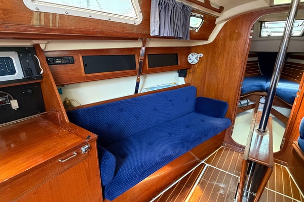 Tapatio 33ft Pearson Yacht For Sale