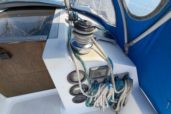 Tapatio 33ft Pearson Yacht For Sale