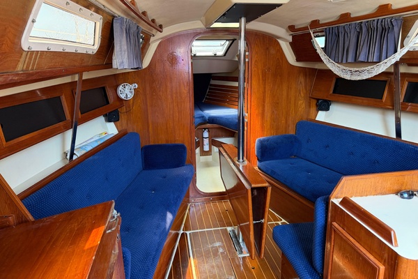 Tapatio 33ft Pearson Yacht For Sale