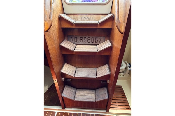 Tapatio 33ft Pearson Yacht For Sale