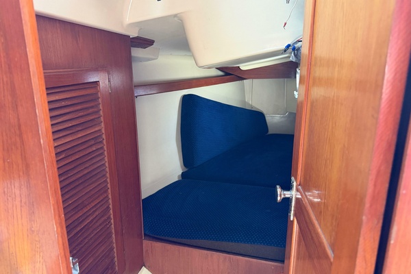 Tapatio 33ft Pearson Yacht For Sale