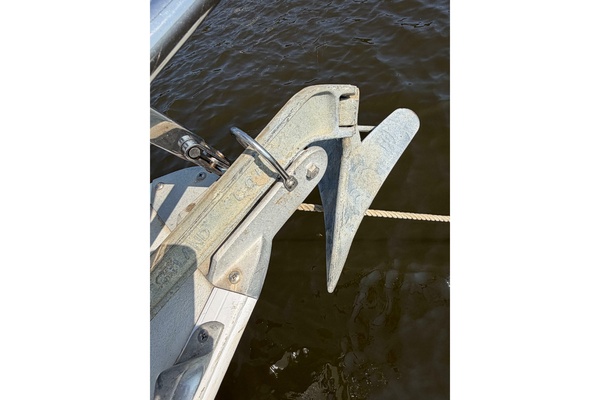 Tapatio 33ft Pearson Yacht For Sale