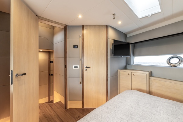 TWO BUBBLES 72ft Steeler Yacht For Sale