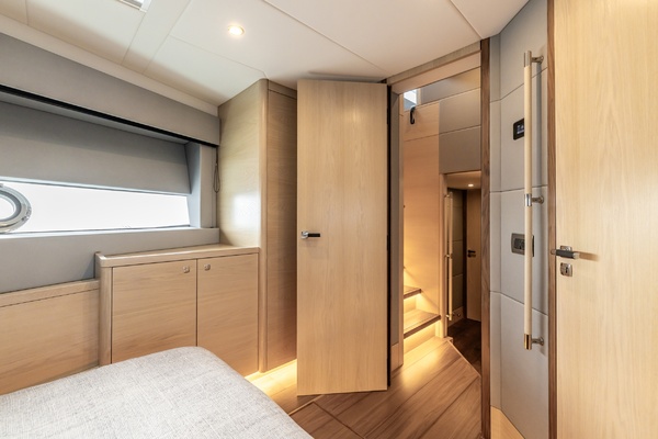 TWO BUBBLES 72ft Steeler Yacht For Sale