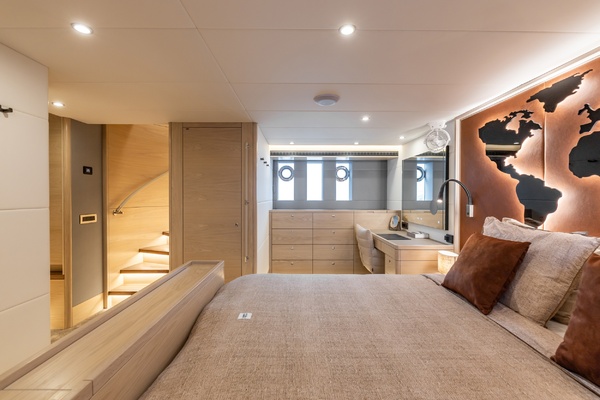 TWO BUBBLES 72ft Steeler Yacht For Sale