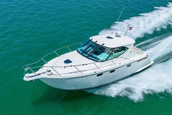 2011 Tiara Yachts 35